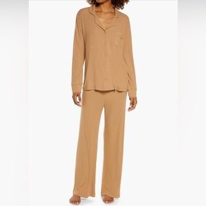 SKIMS- sleep set soft lounge